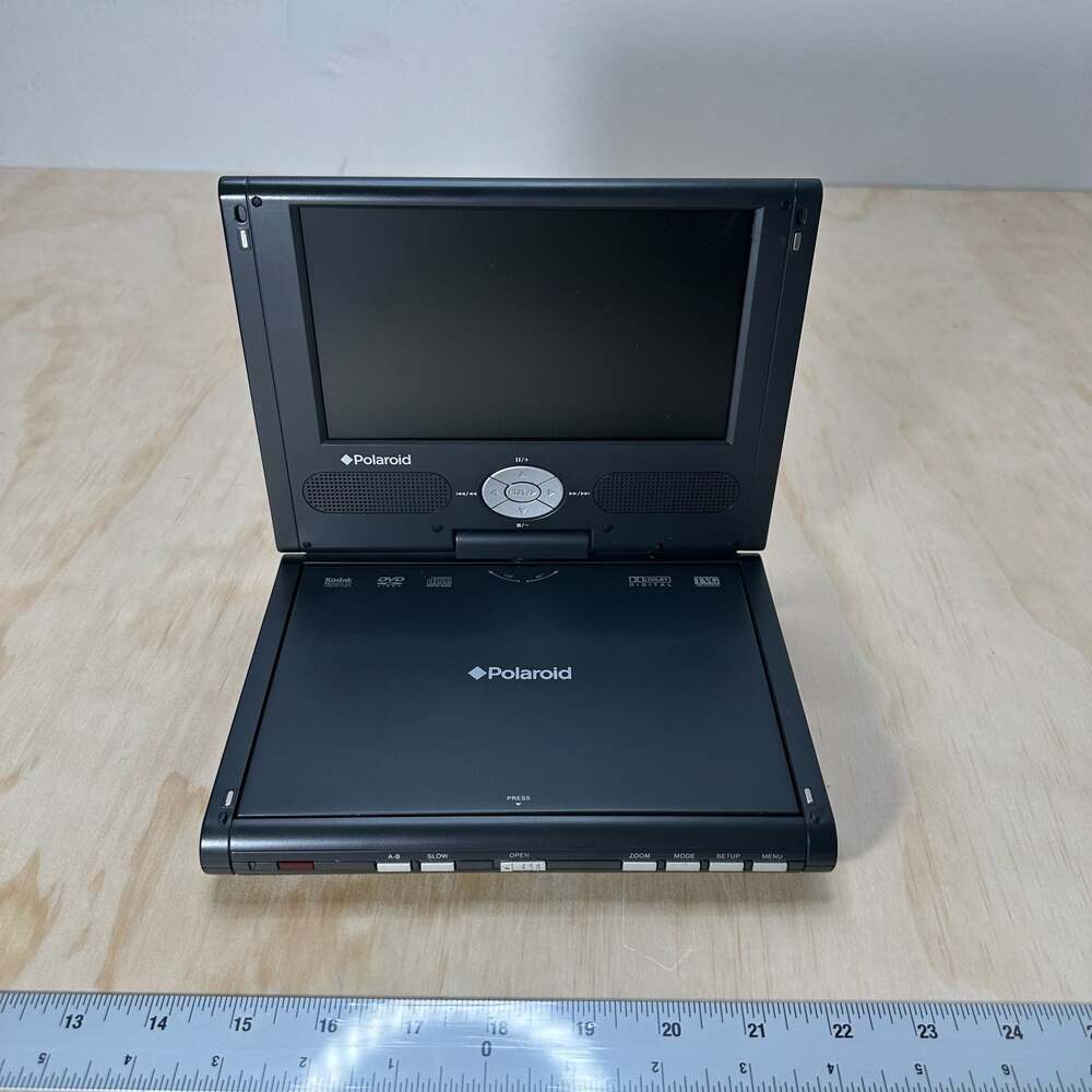 Polaroid PDM-0743 Portable DVD Player with TFT-LCD Screen TESTED WORKING